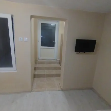 за гости иричек Lägenhet